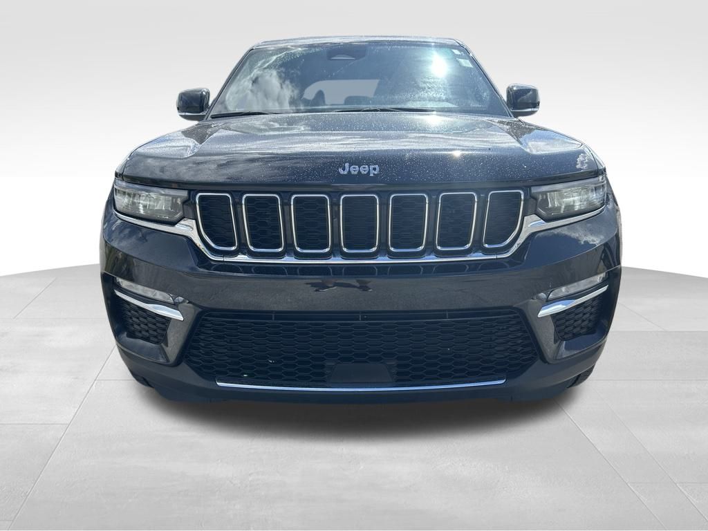 2023 Jeep Grand Cherokee Limited photo 2