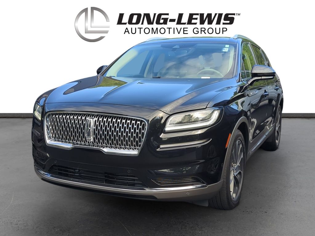 2023 Lincoln Nautilus Reserve FWD's photo