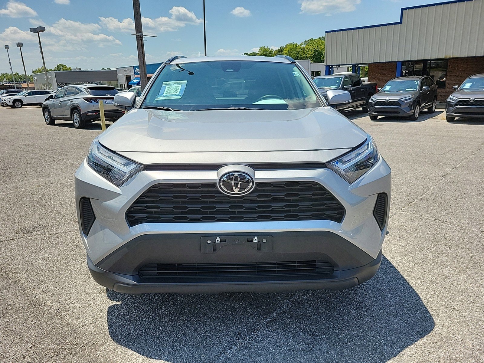 Used 2022 Toyota RAV4 XLE with VIN 2T3P1RFV2NW291882 for sale in Hoover, AL