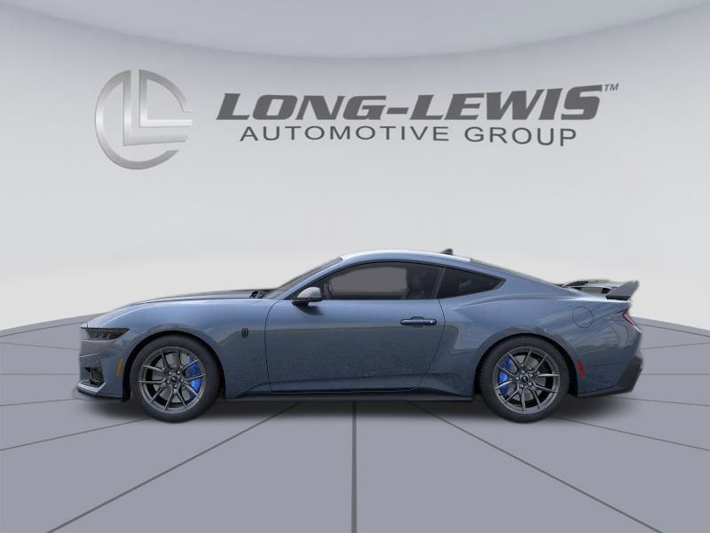 2025 Ford Mustang Dark Horse photo 3