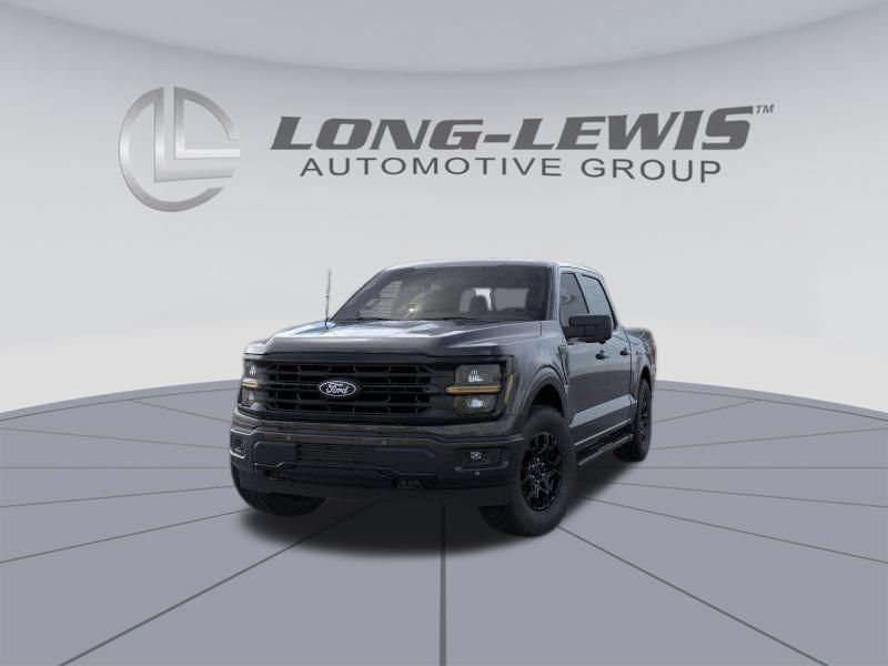 2025 Ford F-150 XLT photo 2