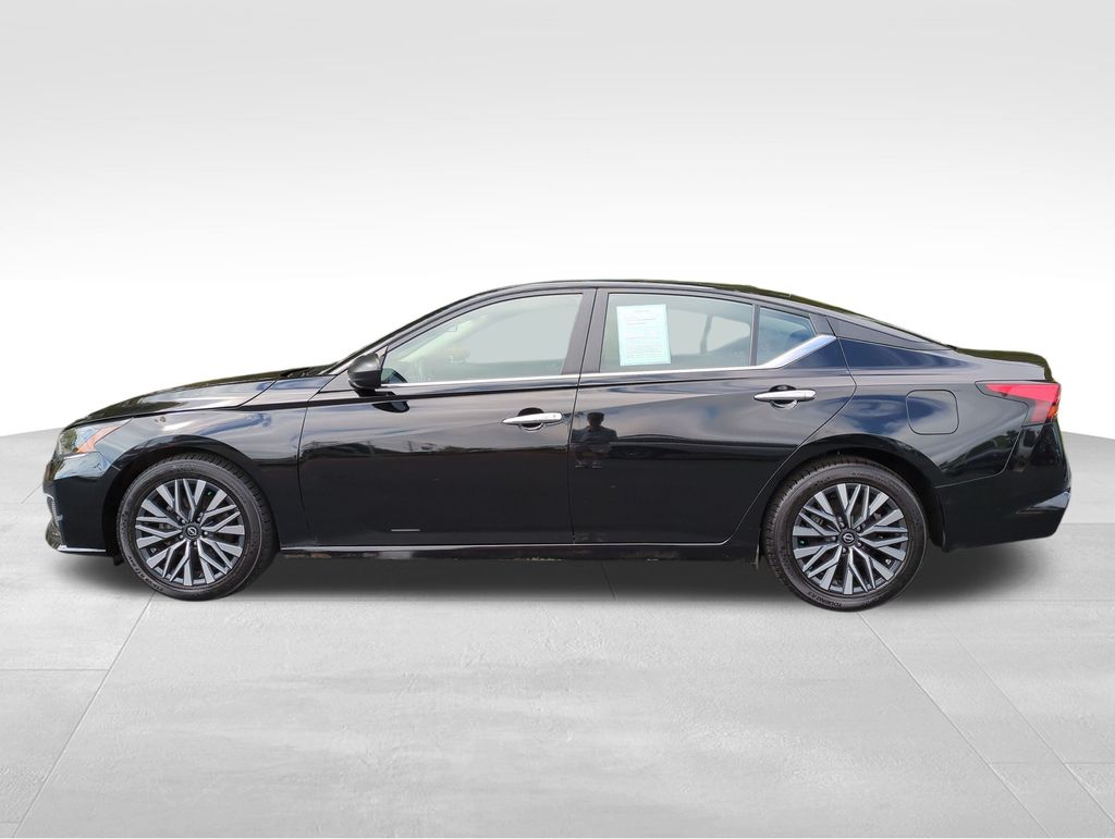 2024 Nissan Altima 2.5 SV photo 4