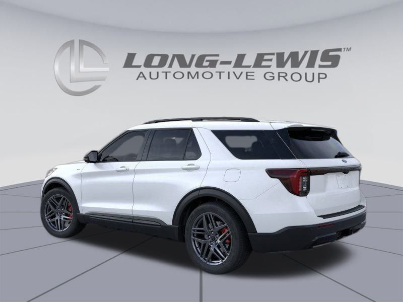 2025 Ford Explorer ST-Line photo 4
