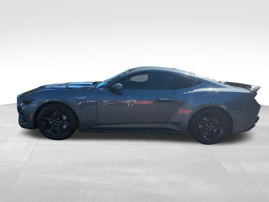 2025 Ford Mustang GT photo 4