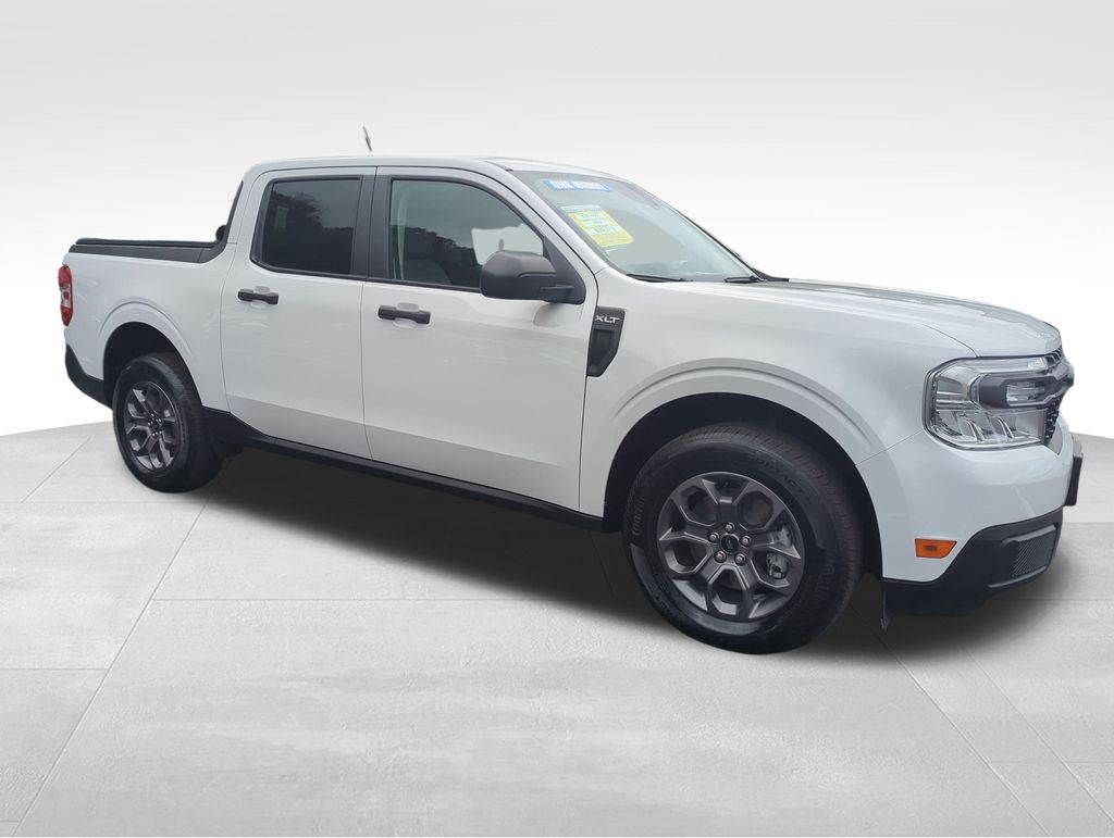 2024 Ford Maverick XLT photo 3