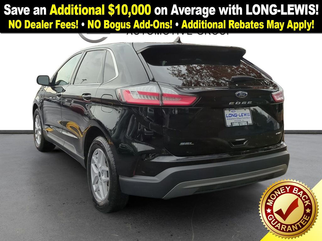 2024 Ford Edge SEL photo 2