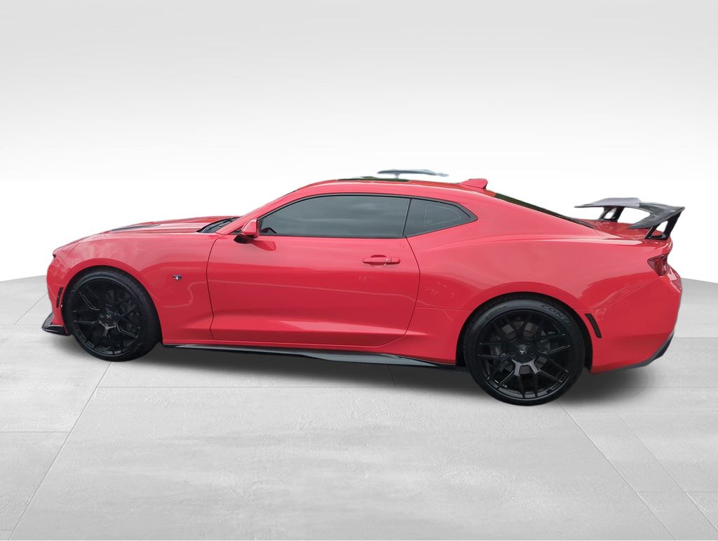 2018 Chevrolet Camaro SS photo 4