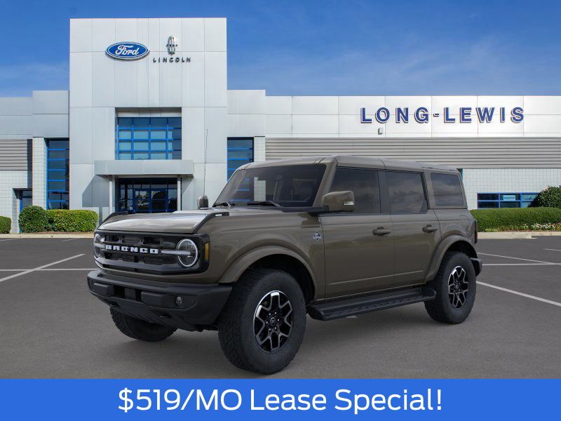 2025 Ford Bronco 4-Door Outer Banks's photo