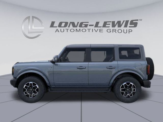 2025 Ford Bronco Outer Banks photo 2