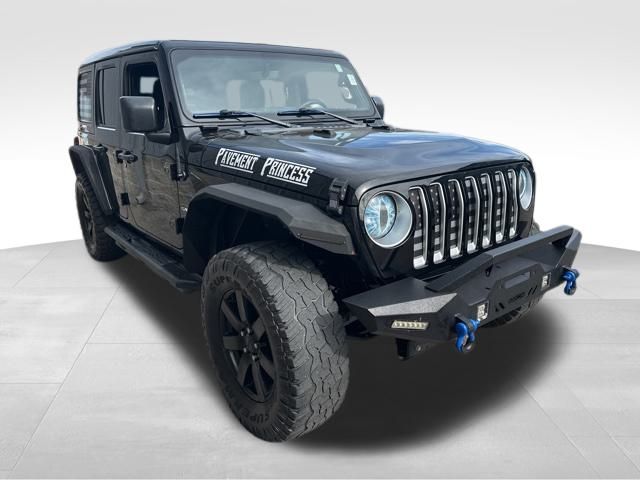 2023 Jeep Wrangler Sahara photo 3