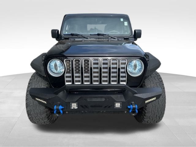 2023 Jeep Wrangler Sahara photo 2