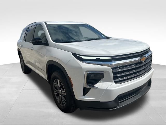2024 Chevrolet Traverse photo 3
