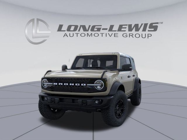 2025 Ford Bronco Badlands photo 2