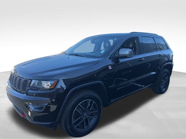 2018 Jeep Grand Cherokee Trailhawk photo 2