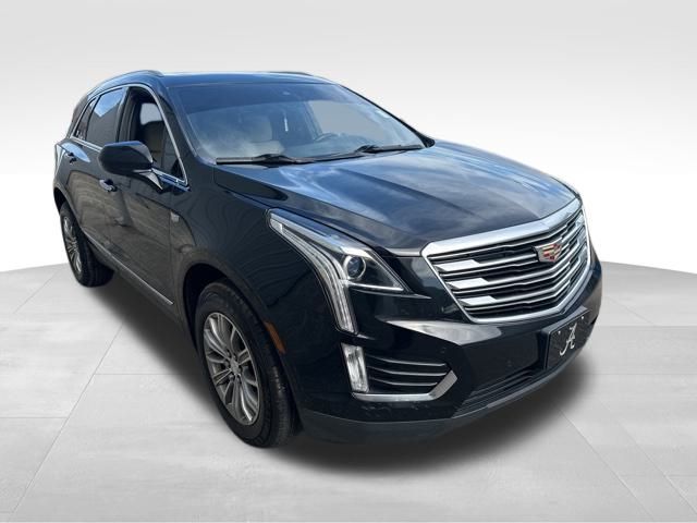 2017 Cadillac XT5 Luxury photo 3