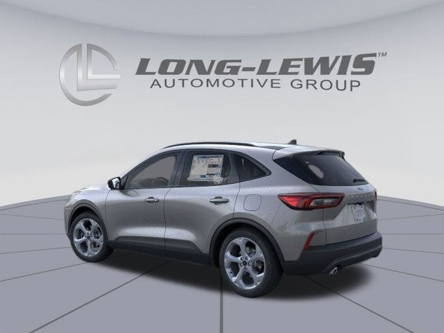 2025 Ford Escape ST-Line photo 4
