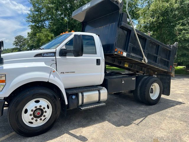 2019 Ford F-750's photo