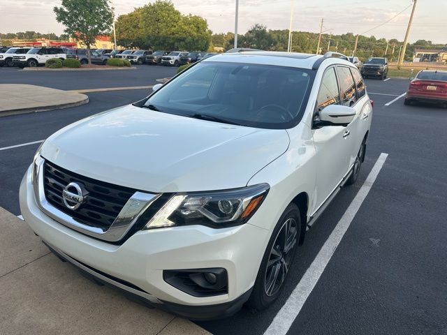 2020 Nissan Pathfinder Platinum