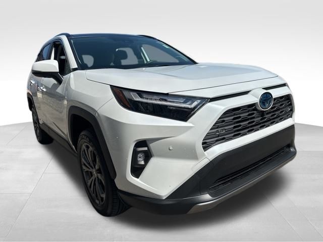 2024 Toyota RAV4 Hybrid Limited photo 3