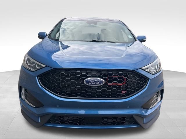 2019 Ford Edge ST photo 2