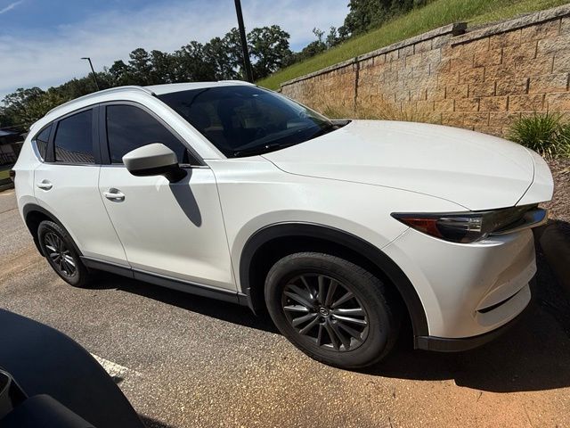 2020 Mazda CX-5 Touring Auto's photo