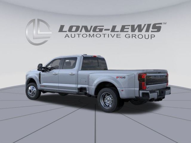 2026 Ford F-450 photo 4