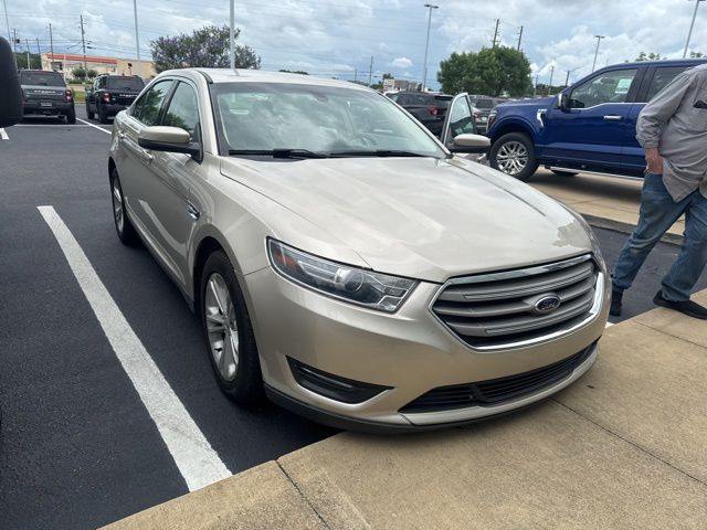 2017 Ford Taurus SEL FWD's photo