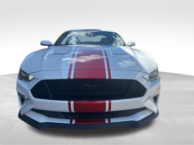 2019 Ford Mustang GT Premium photo 2