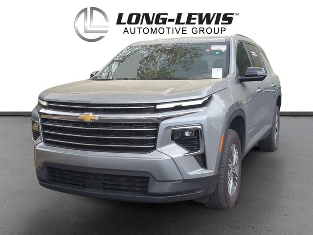 2024 Chevrolet Traverse FWD LT's photo