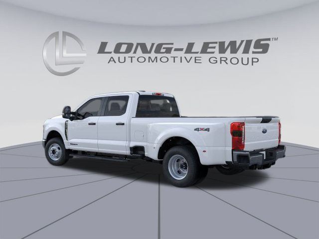 2026 Ford F-350 photo 2