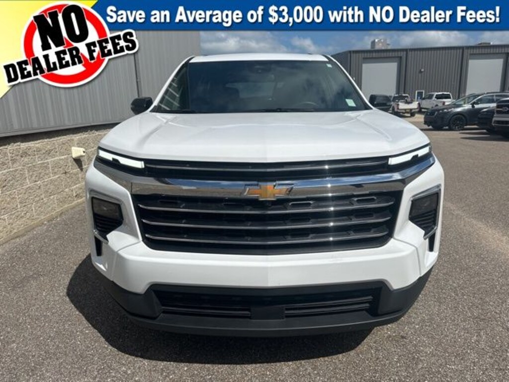 Used 2024 Chevrolet Traverse LT SUV