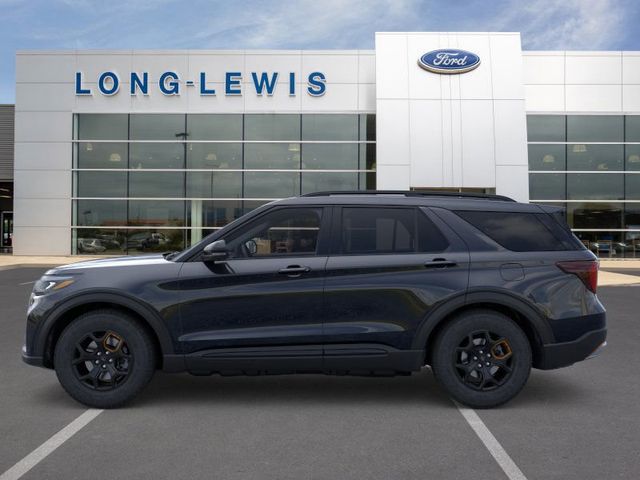 2026 Ford Explorer photo 2