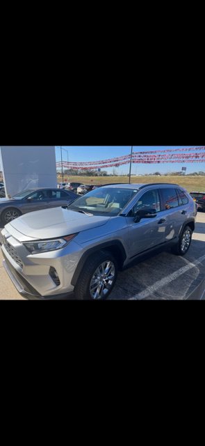 2019 Toyota RAV4 XLE Premium
