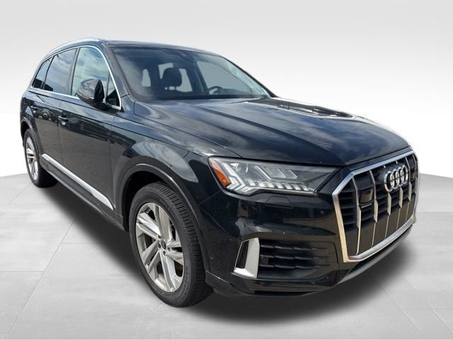 2024 Audi Q7 55 Premium Plus photo 3