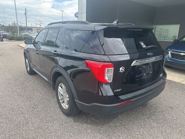 2020 Ford Explorer XLT photo 3