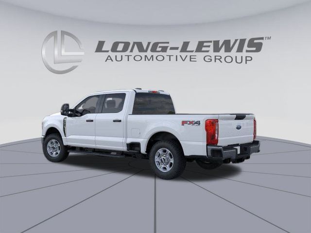 2026 Ford F-350 photo 2
