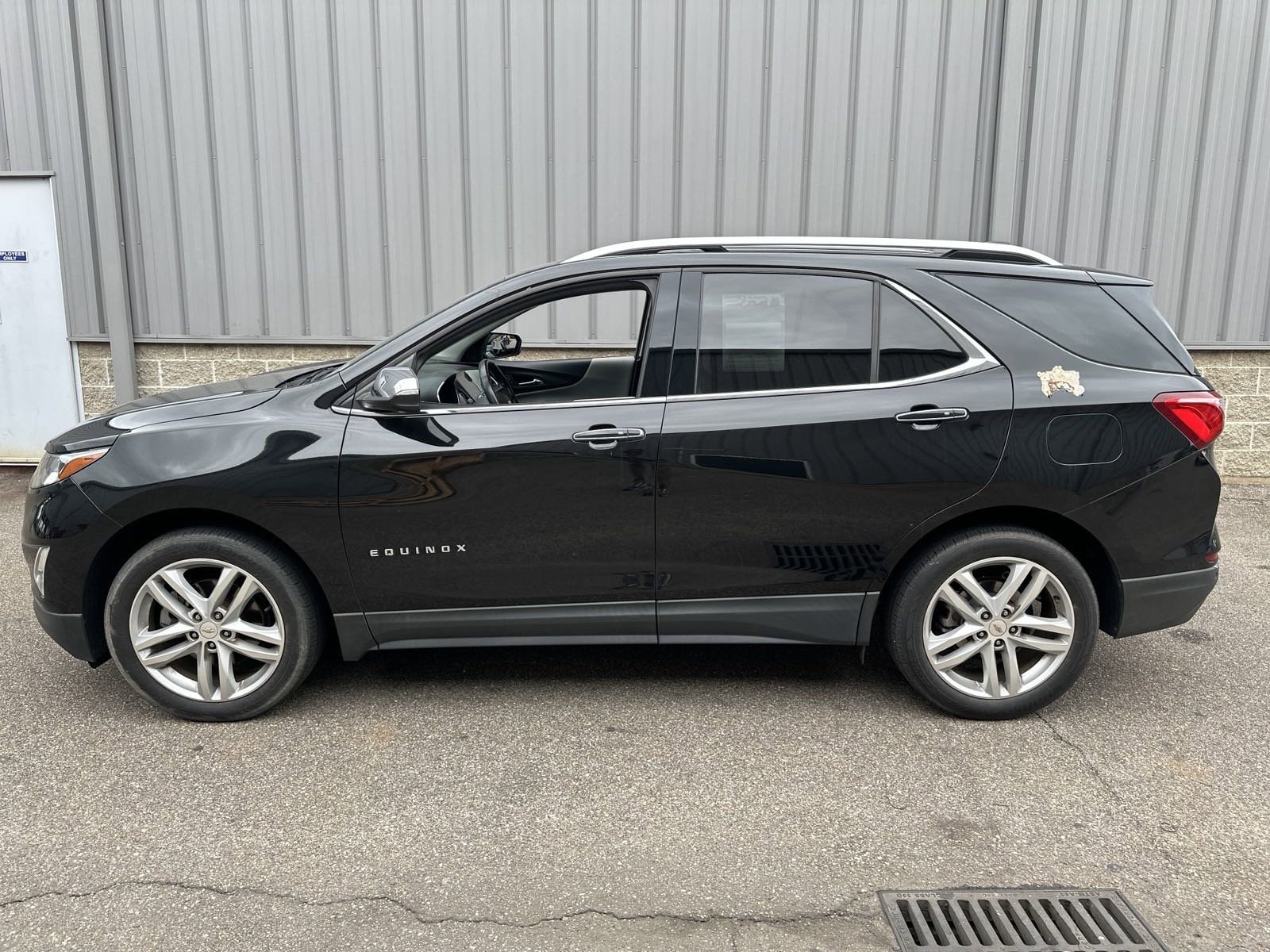 Used 2019 Chevrolet Equinox Premier with VIN 2GNAXPEX9K6189005 for sale in Prattville, AL