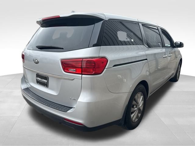 2020 Kia Sedona LX photo 4