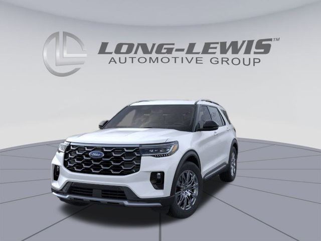 2025 Ford Explorer Platinum photo 2