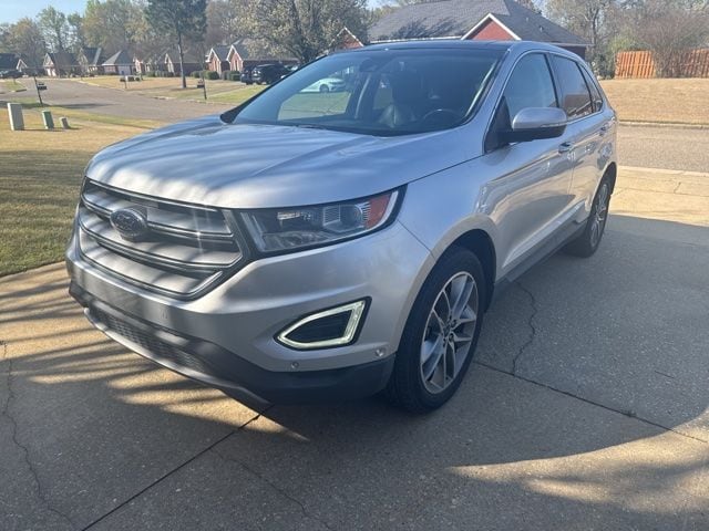 2016 Ford Edge Titanium's photo