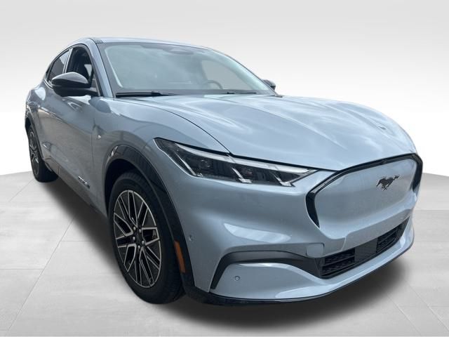 2024 Ford Mustang Mach-E Premium photo 3