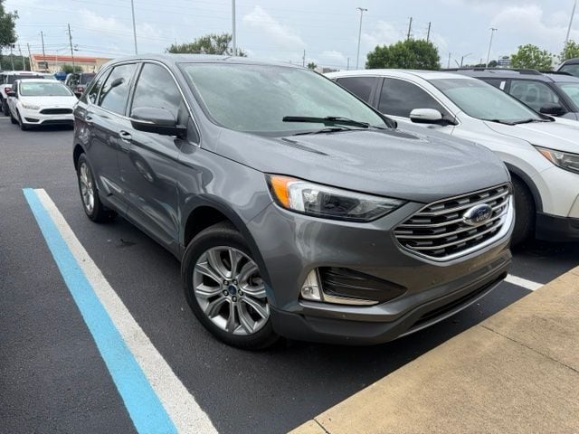 2022 Ford Edge Titanium AWD's photo