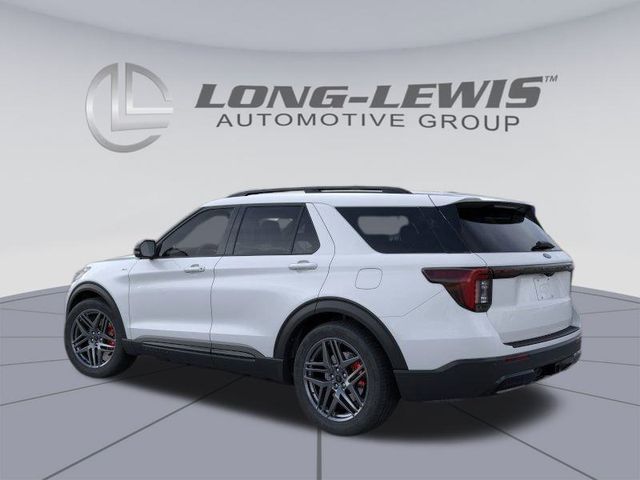 2026 Ford Explorer ST-Line photo 2