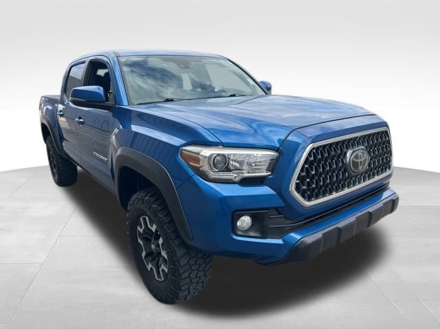 2018 Toyota Tacoma TRD Off-Road photo 3