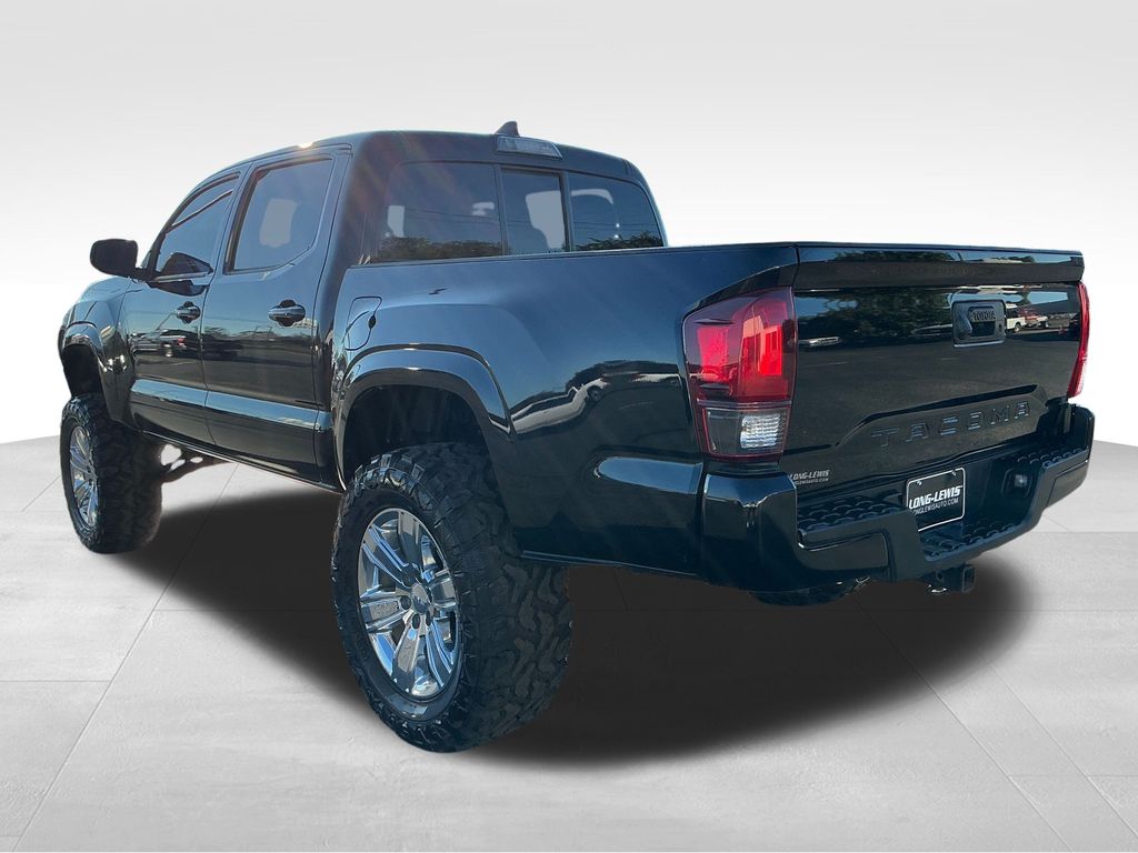 2018 Toyota Tacoma SR photo 3