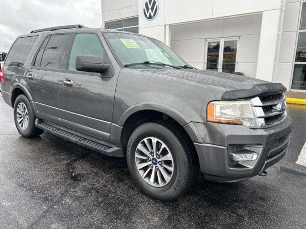 Used 2017 Ford Expedition XLT SUV