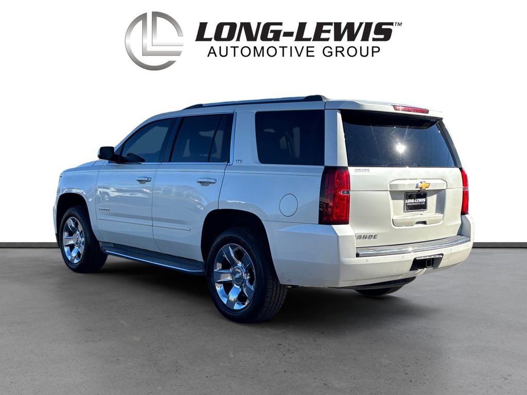 2015 Chevrolet Tahoe LTZ photo 3