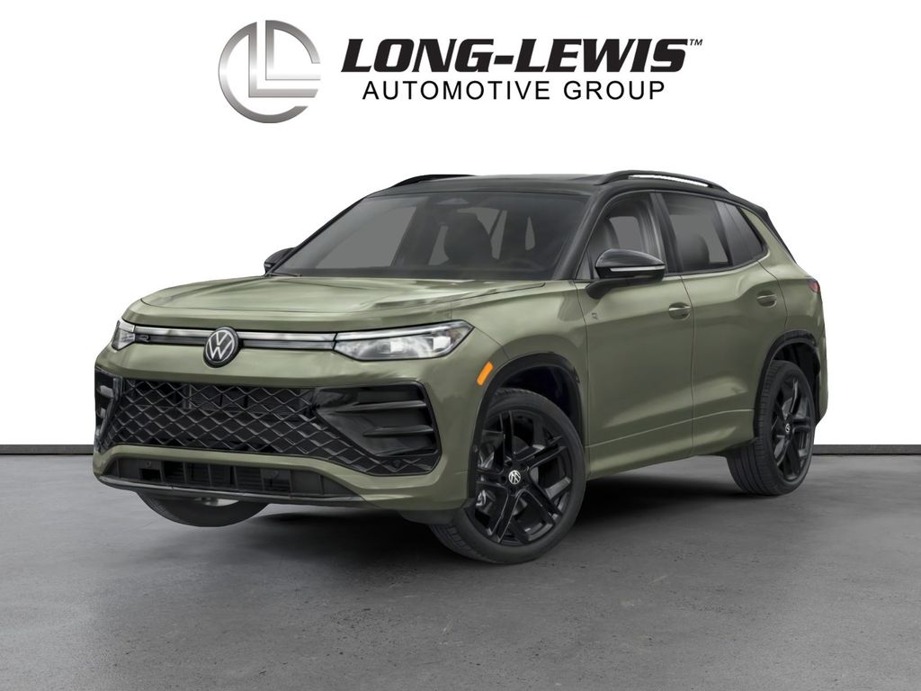 2026 Volkswagen Tiguan 2.0T SE R-Line Black's photo