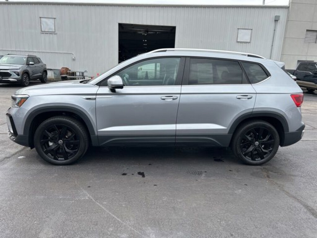 Certified 2024 Volkswagen Taos 1.5T SE SUV