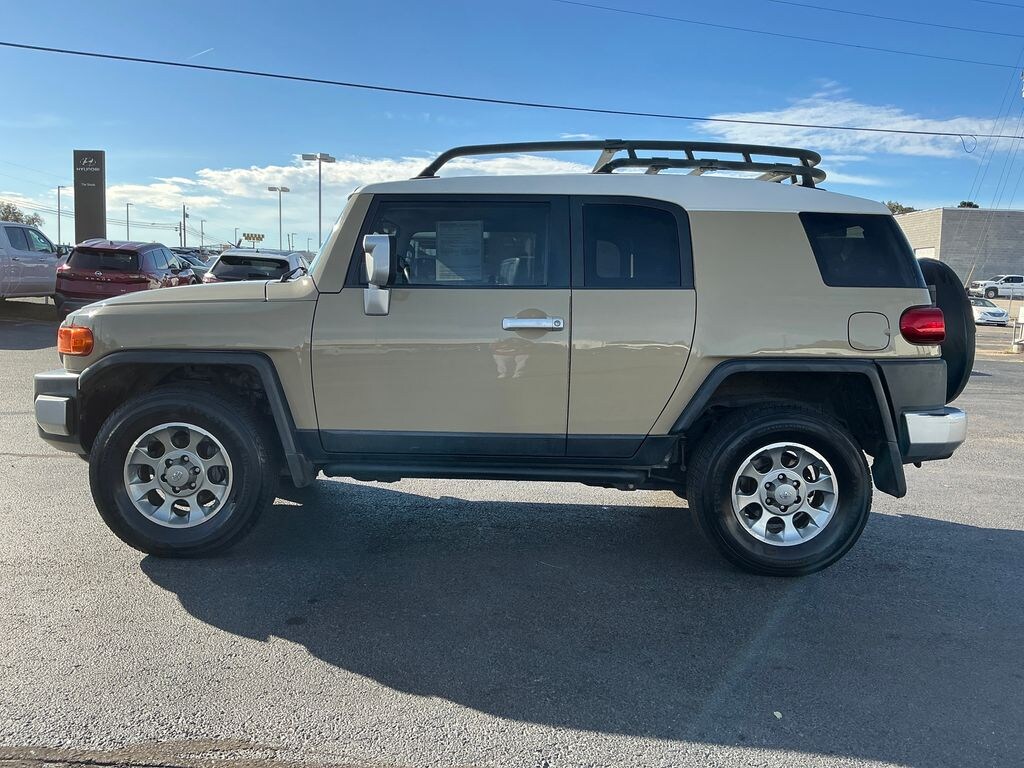 Used 2011 Toyota FJ Cruiser Base SUV
